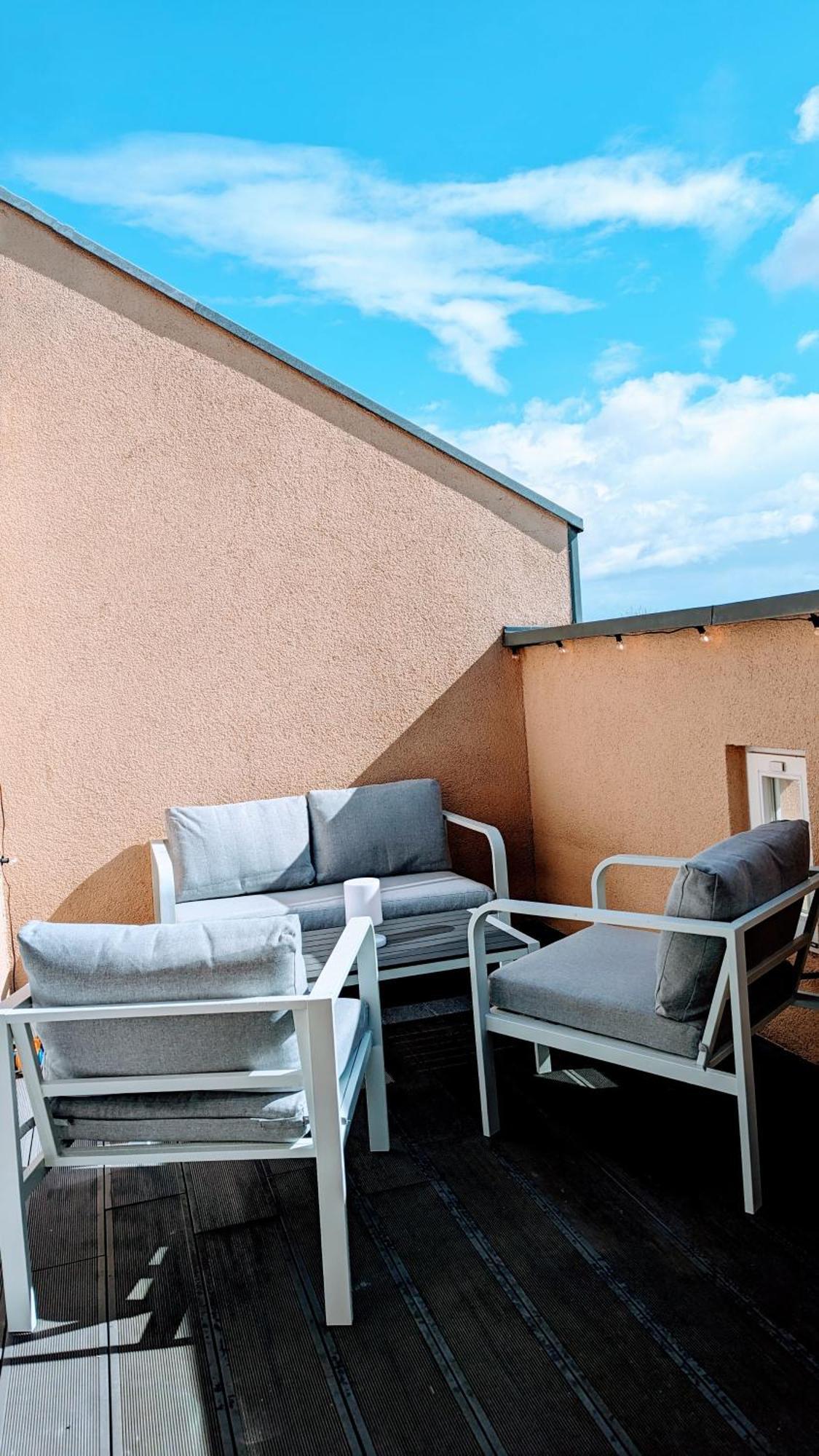 Rooftop Art Apartment, E-Roller,Ausblick,Wlan,Tv Хемниц Экстерьер фото