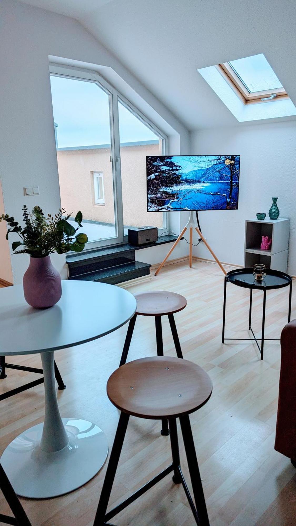 Rooftop Art Apartment, E-Roller,Ausblick,Wlan,Tv Хемниц Экстерьер фото